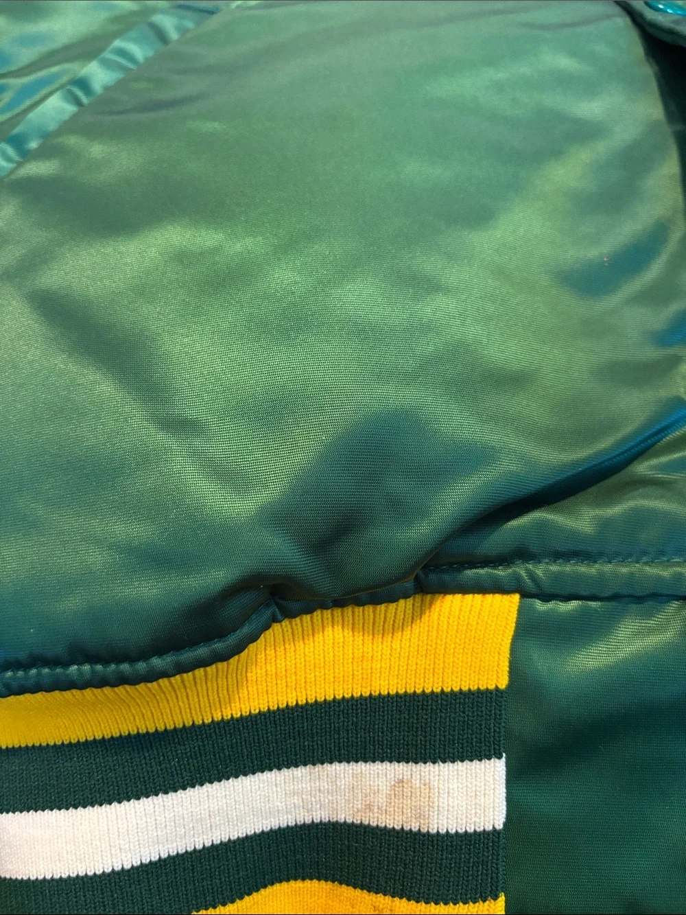 Vintage Starter NFL Green Bay Packers Satin Bomber Jacket Mens L Quilted USA